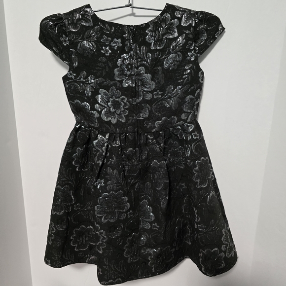 Girl's Size 4 Black Metallic Silver Dress - Picture 6 of 9